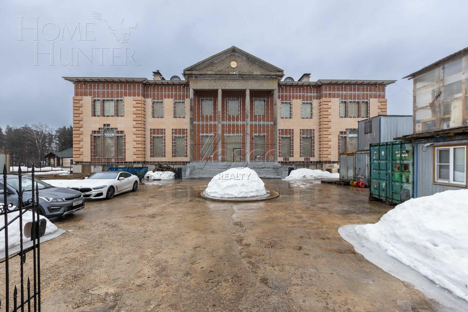 3-этажный коттедж 4 000 м² с отделкой