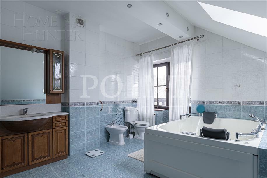 2-этажный коттедж 300 м² с отделкой