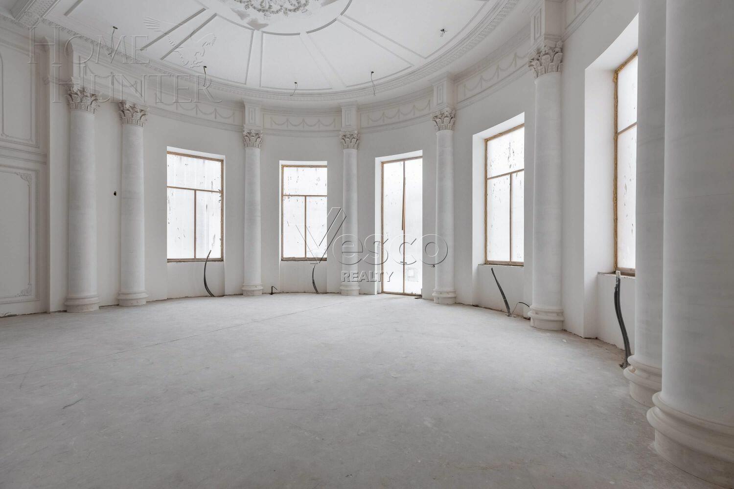 3-этажный коттедж 4 000 м² с отделкой