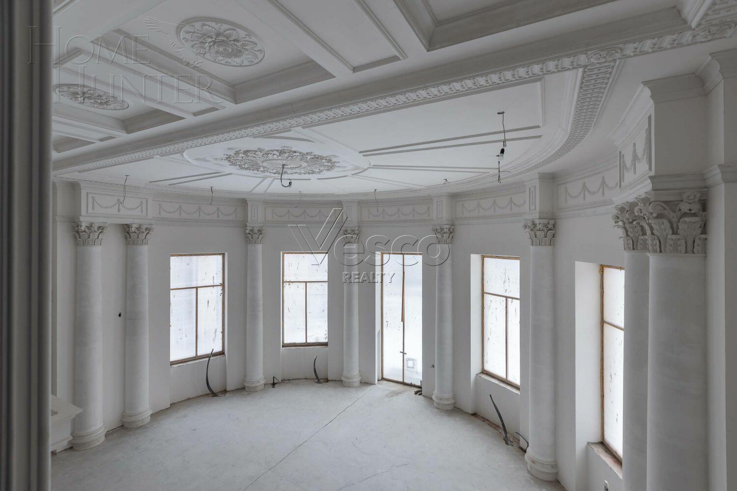 3-этажный коттедж 4 000 м² с отделкой