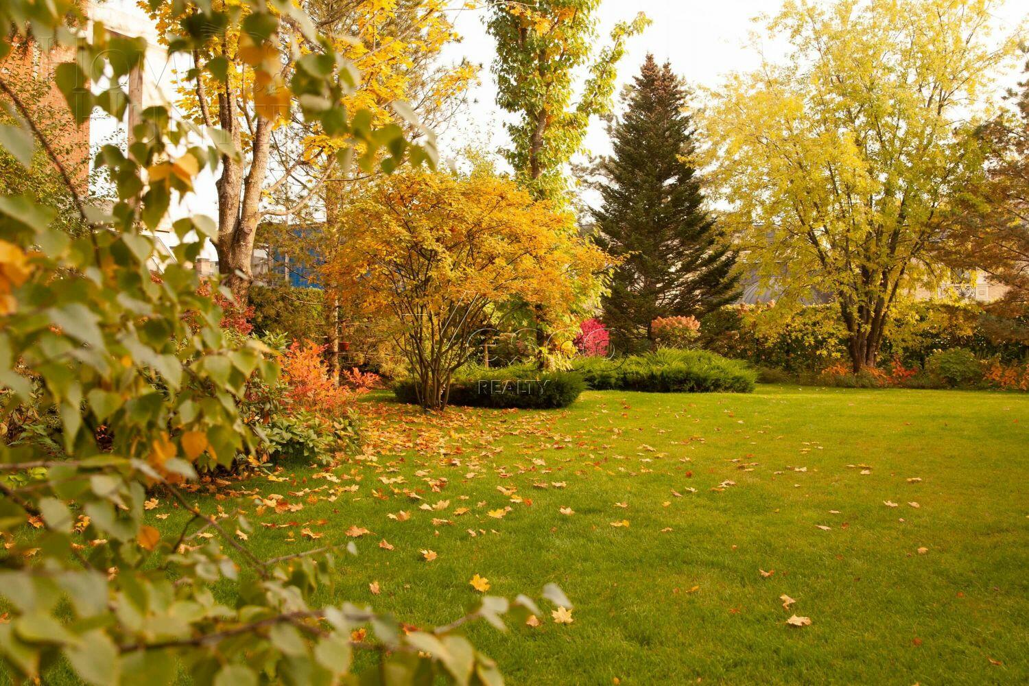 2-этажный коттедж 1 153 м² с отделкой