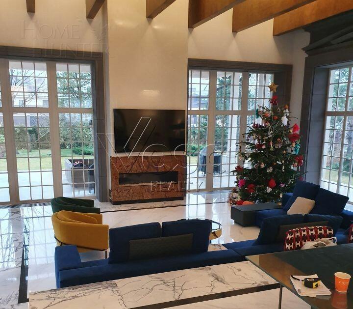 2-этажный коттедж 1 153 м² с отделкой