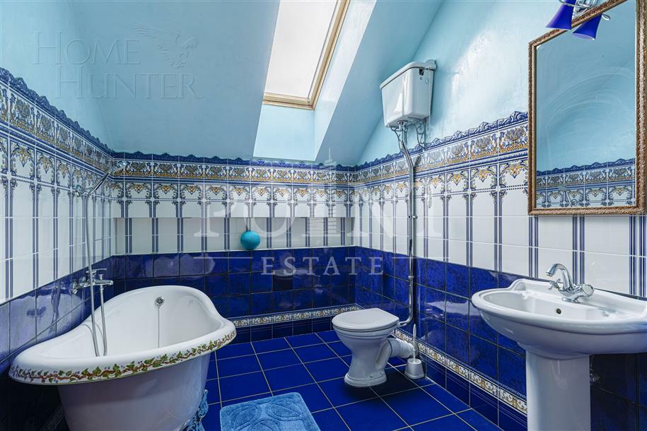 2-этажный коттедж 300 м² с отделкой