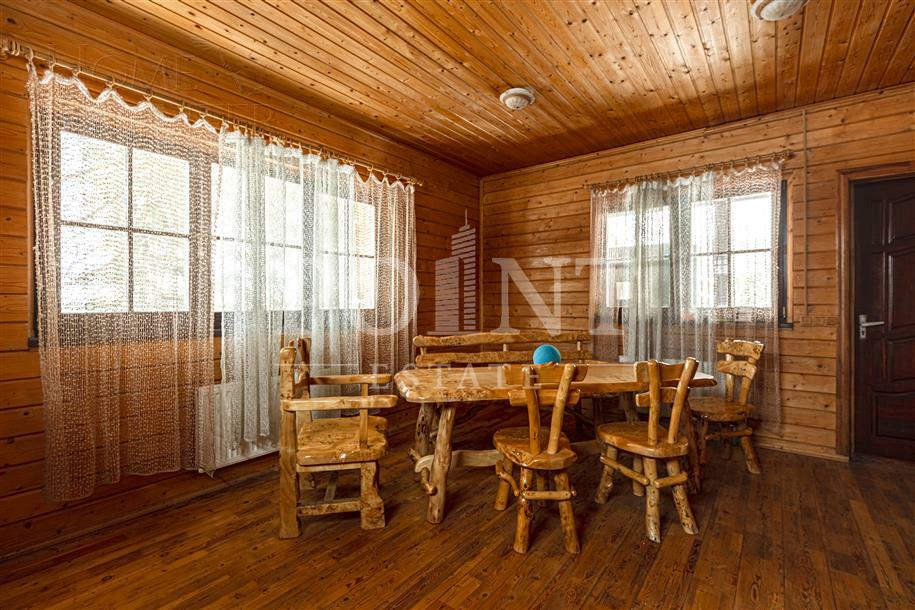 2-этажный коттедж 300 м² с отделкой