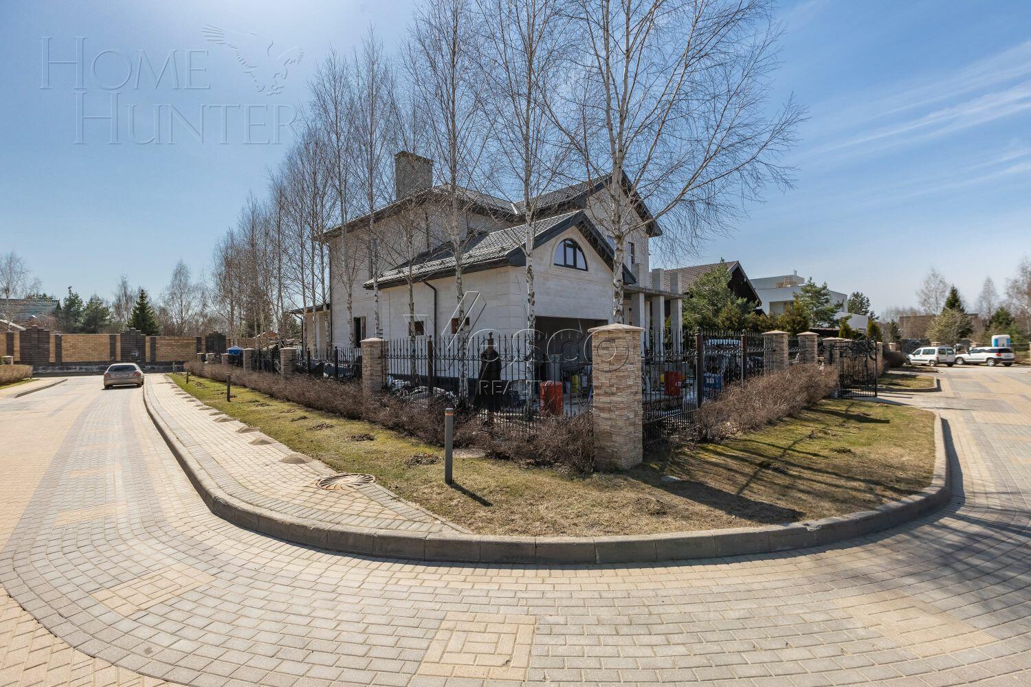 2-этажный коттедж 500 м² без отделки