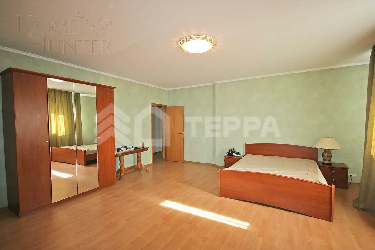 2-этажный коттедж 900 м² с отделкой