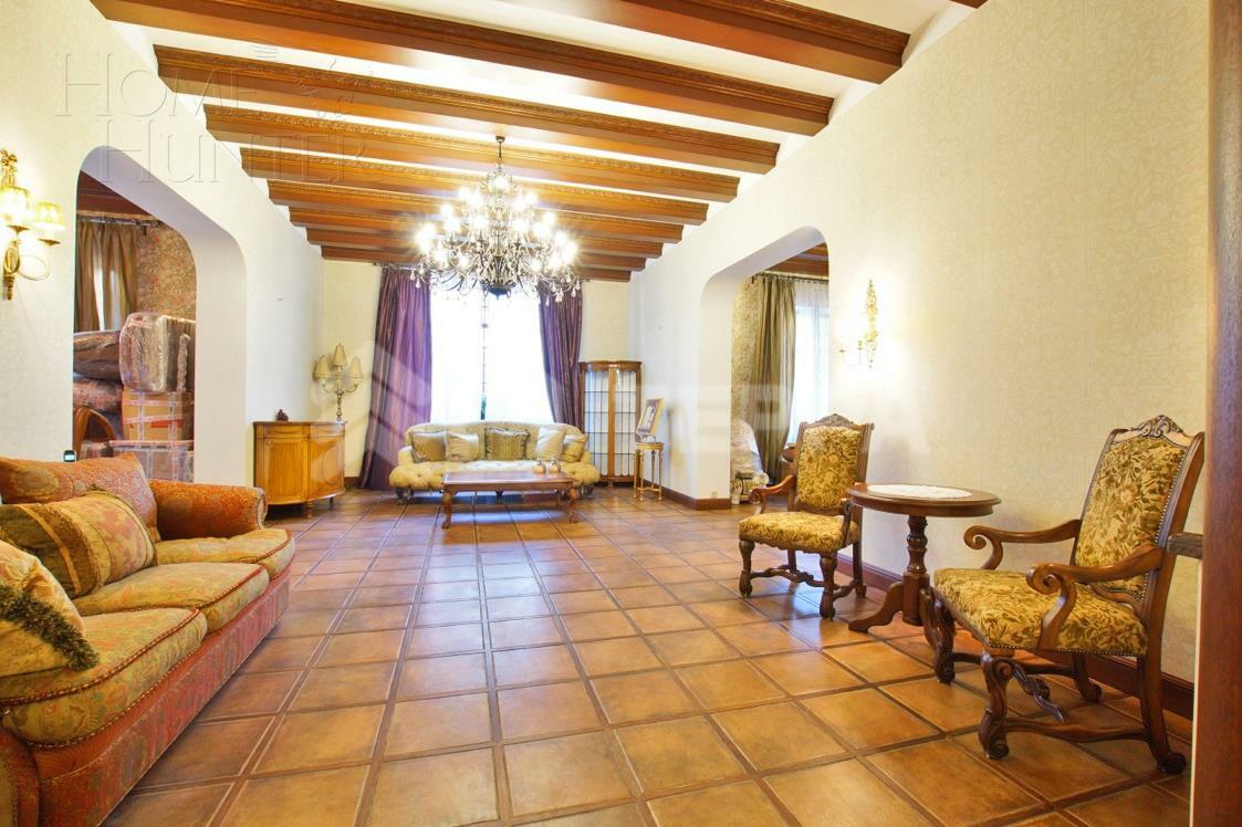 2-этажный коттедж 1 100 м² с отделкой