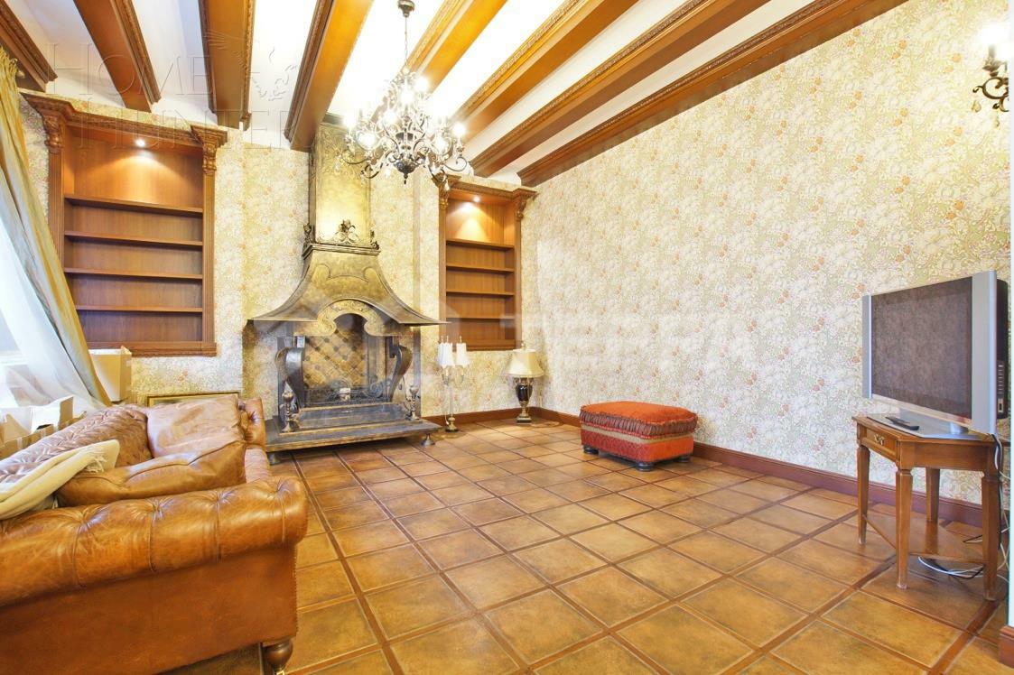 2-этажный коттедж 1 100 м² с отделкой