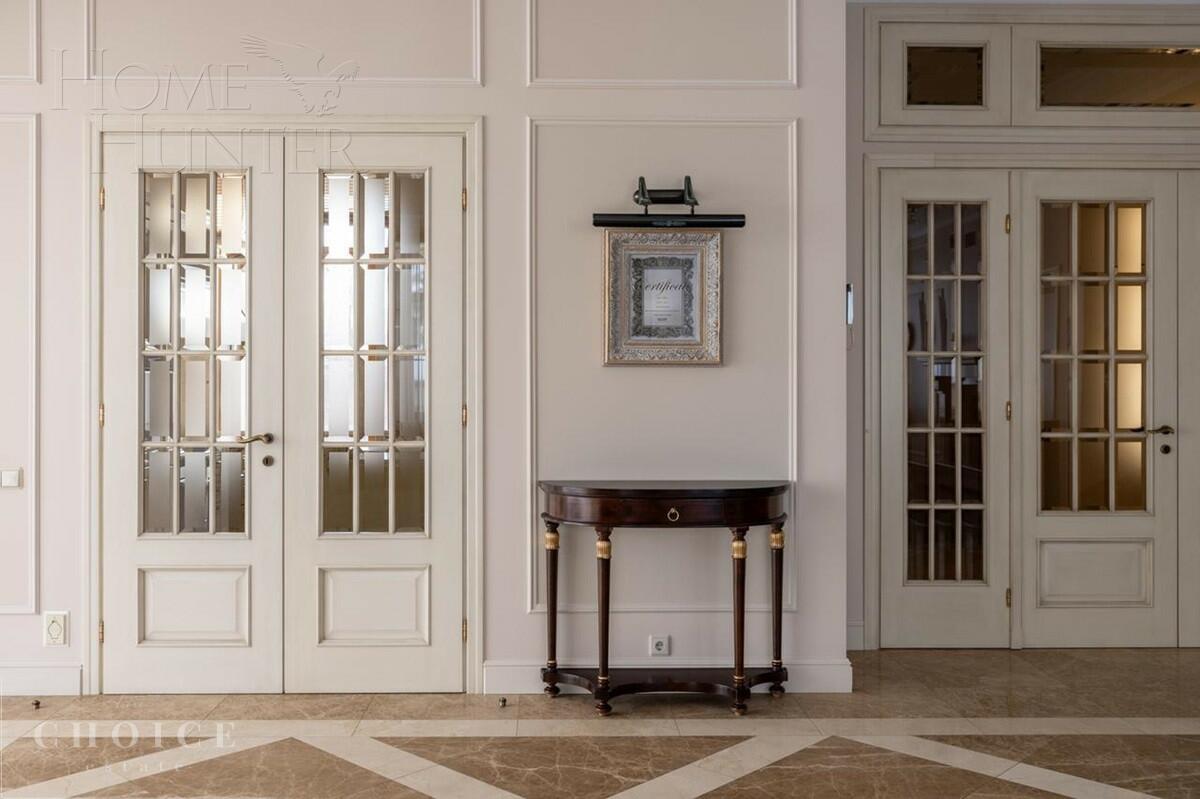 2-этажный коттедж 959 м² с отделкой