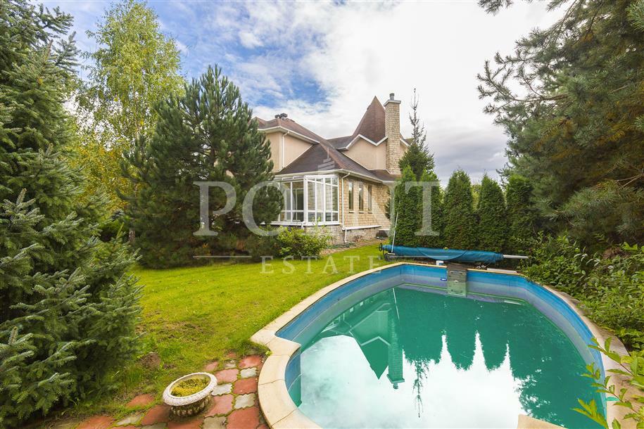 2-этажный коттедж 550 м² с отделкой