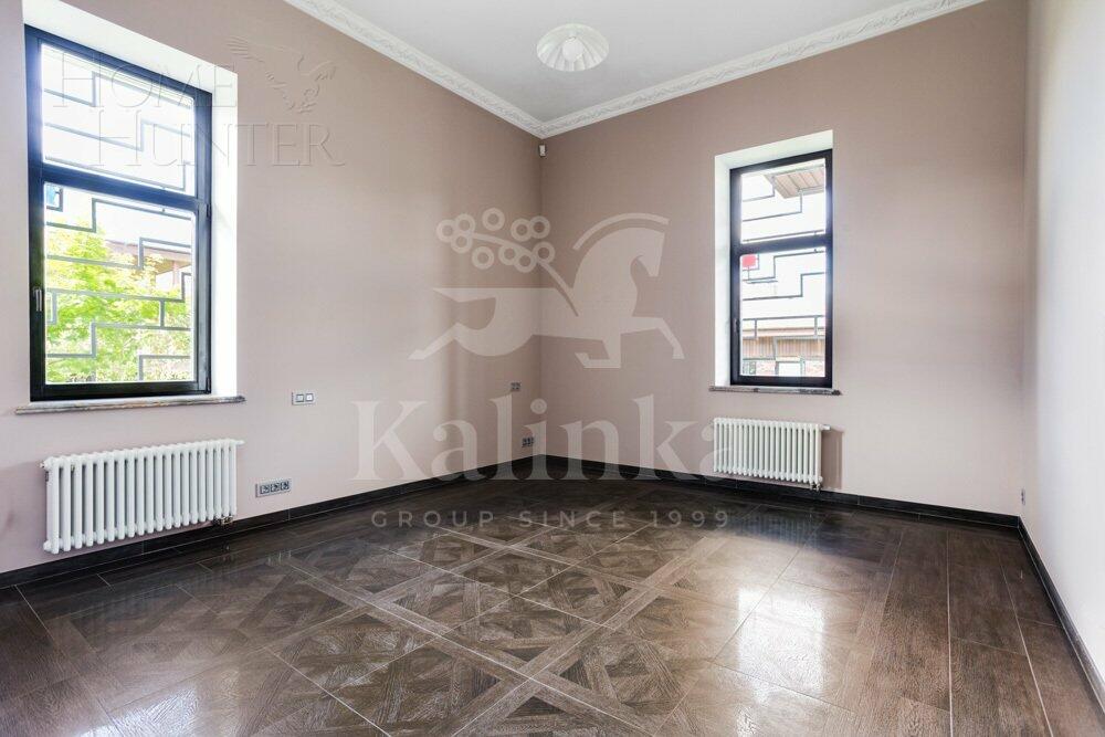 2-этажный коттедж 745 м² с отделкой