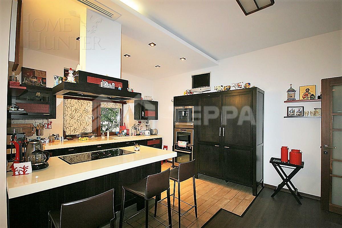 КОТТЕДЖ 700 м² с отделкой