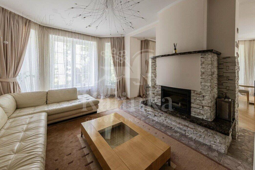 2-этажный коттедж 450 м² с отделкой