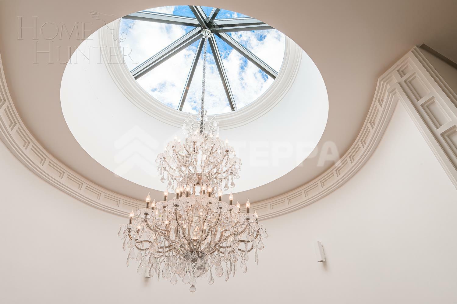 2-этажный коттедж 1 365 м² с отделкой