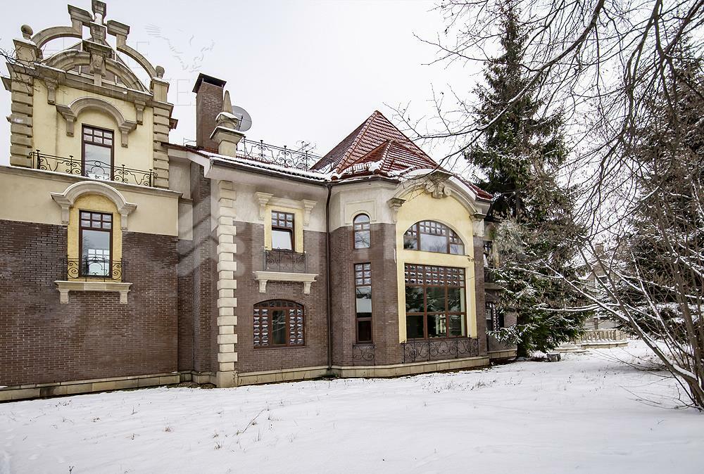 КОТТЕДЖ 700 м² с отделкой