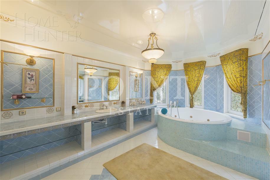 2-этажный коттедж 550 м² с отделкой