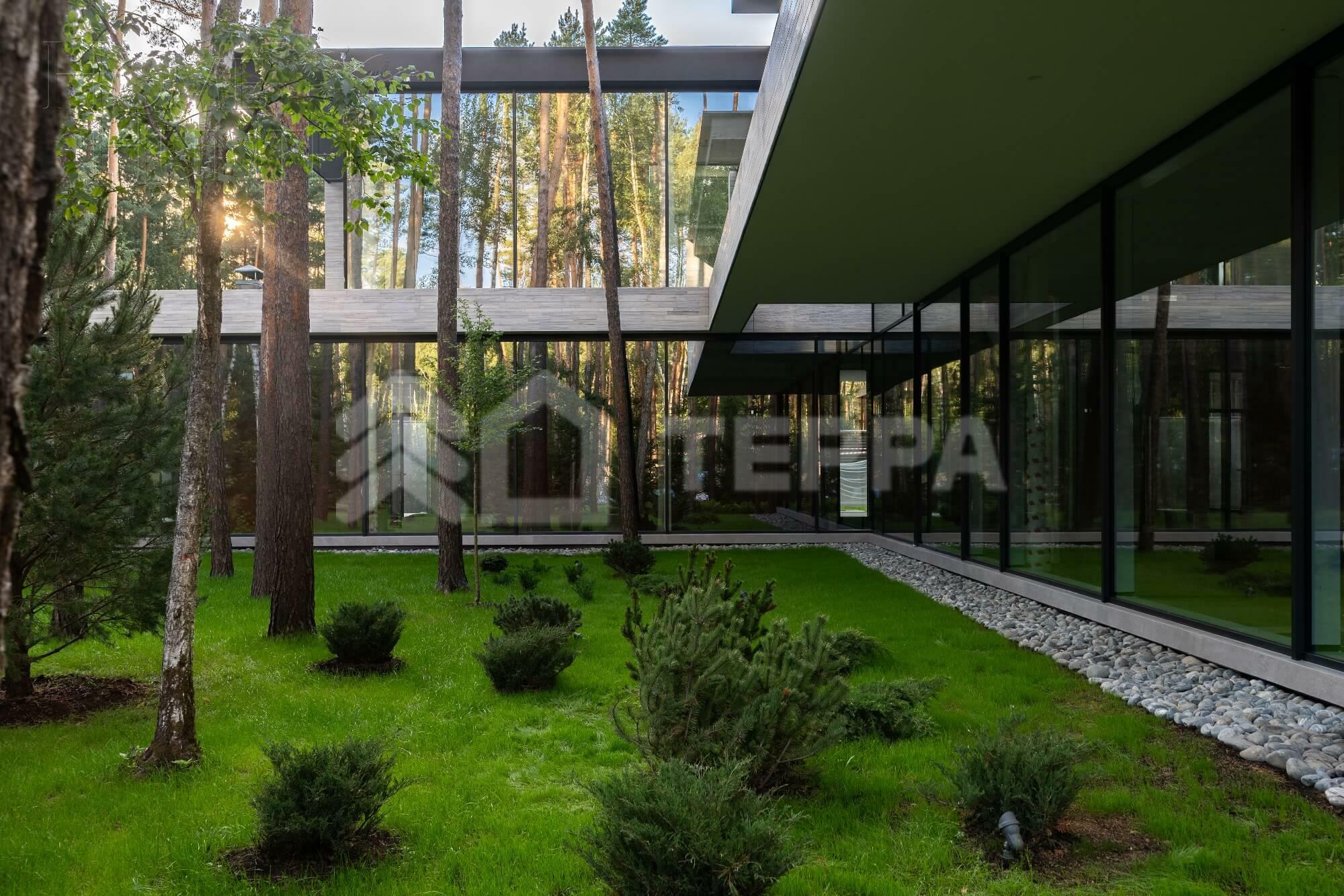 2-этажный коттедж 1 050 м² без отделки