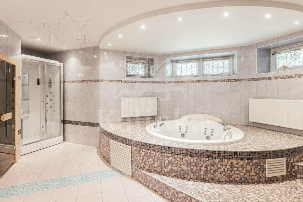 2-этажный коттедж 450 м² с отделкой