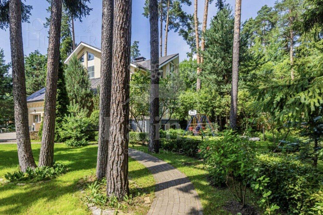 2-этажный коттедж 450 м² с отделкой