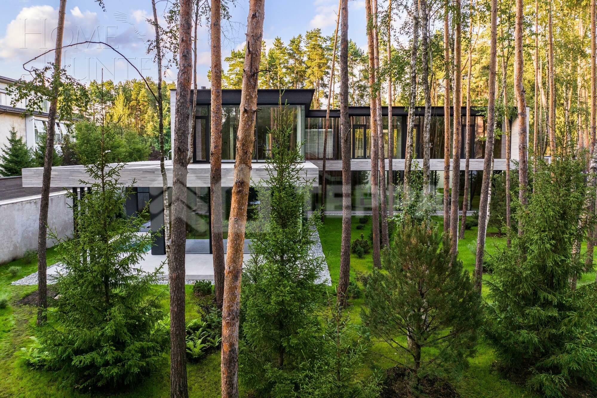 2-этажный коттедж 1 050 м² без отделки