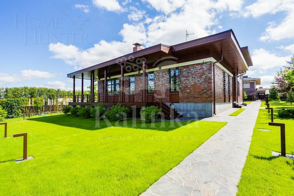 2-этажный коттедж 745 м² с отделкой