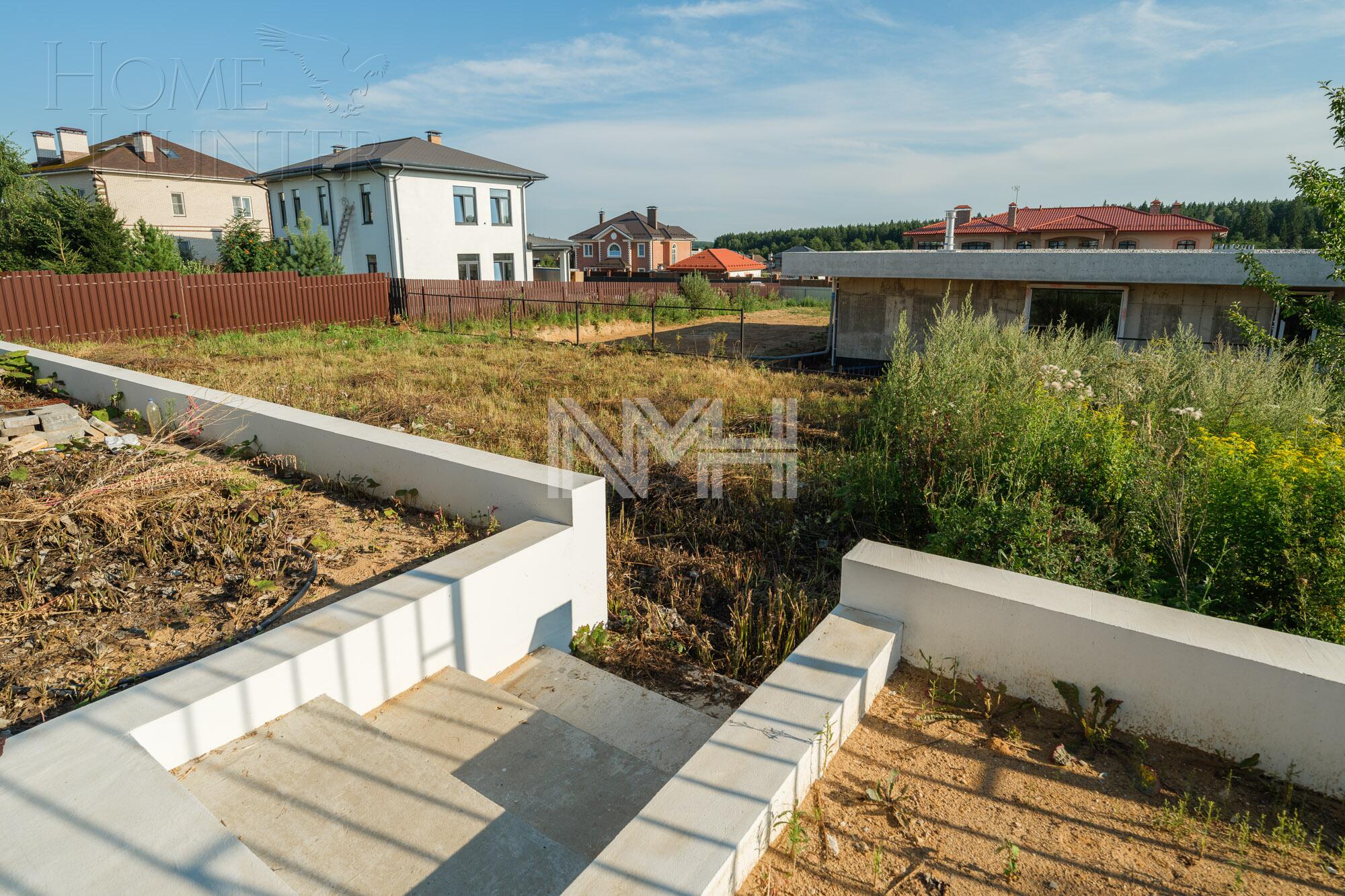 2-этажный коттедж 303 м² без отделки
