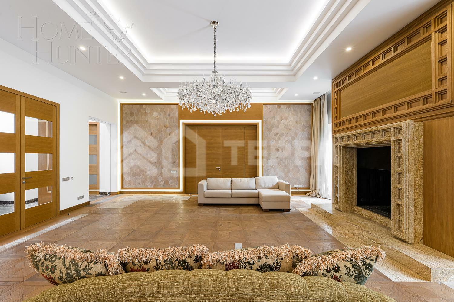 2-этажный коттедж 1 365 м² с отделкой