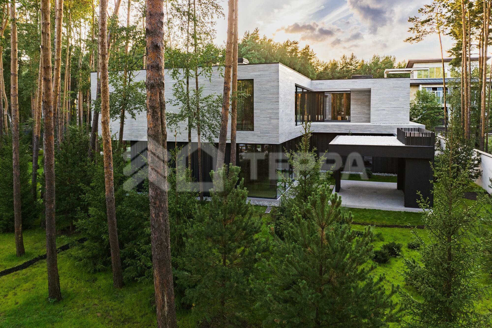 2-этажный коттедж 1 050 м² без отделки