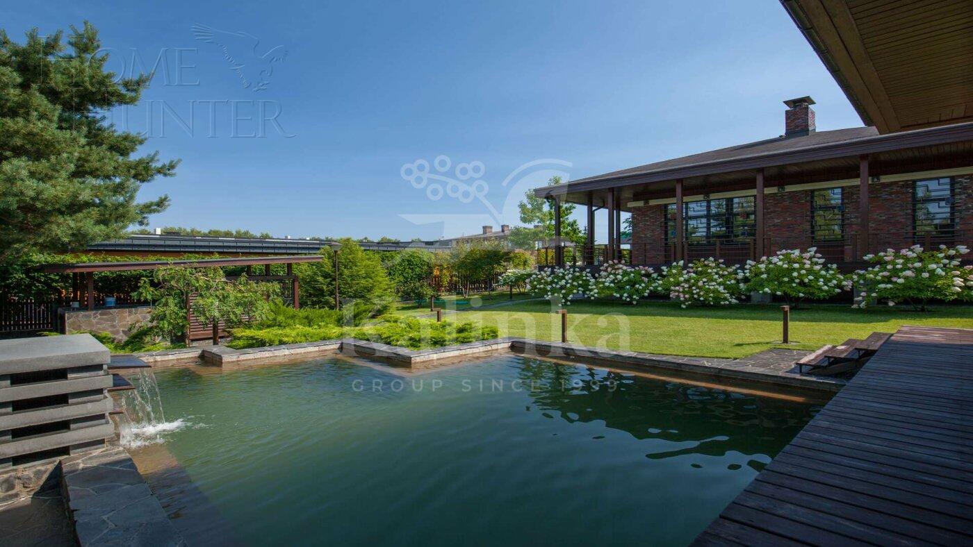 2-этажный коттедж 745 м² с отделкой