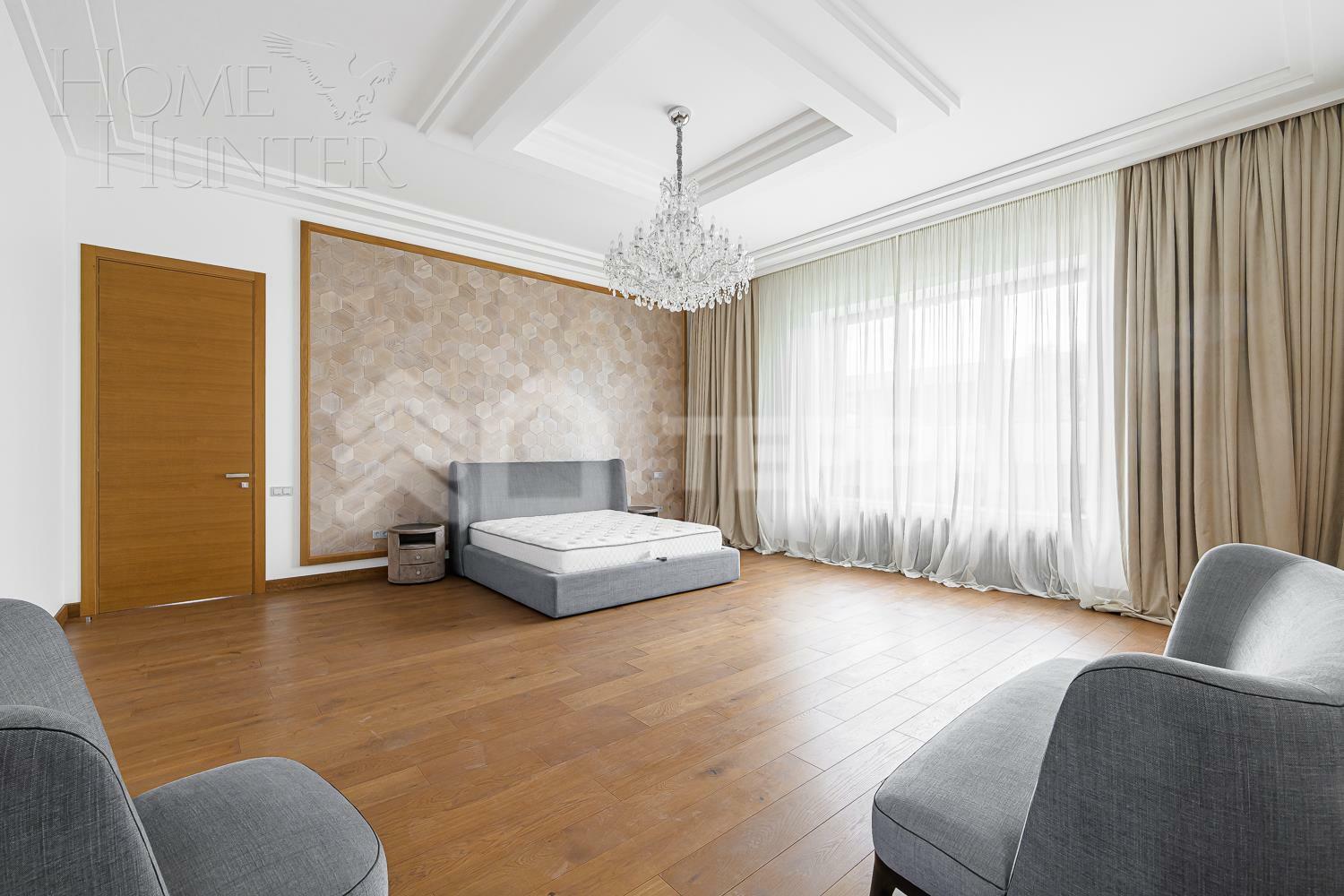 2-этажный коттедж 1 365 м² с отделкой