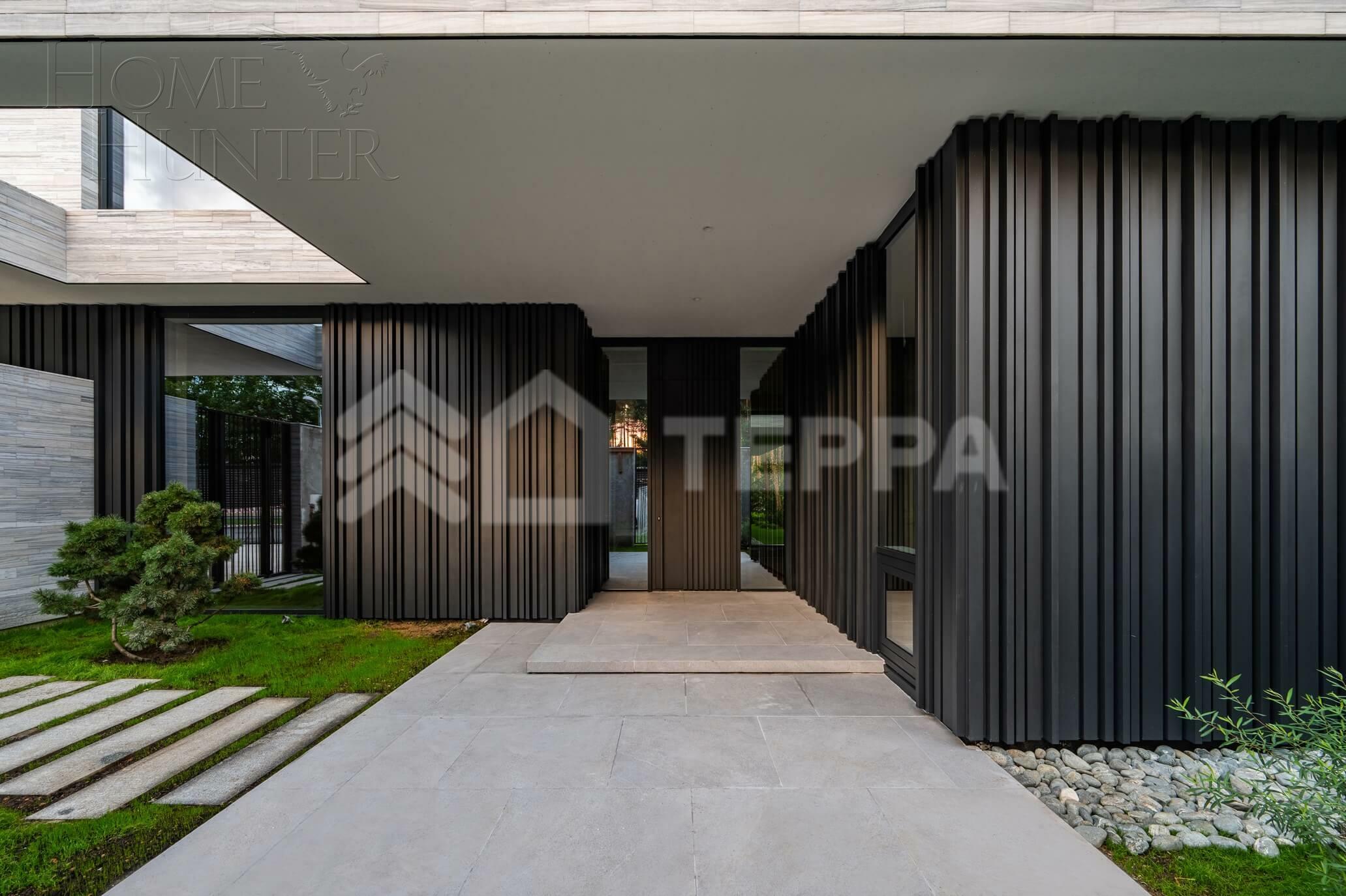 2-этажный коттедж 1 050 м² без отделки