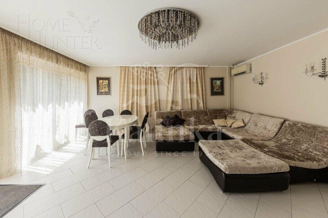 2-этажный коттедж 450 м² с отделкой