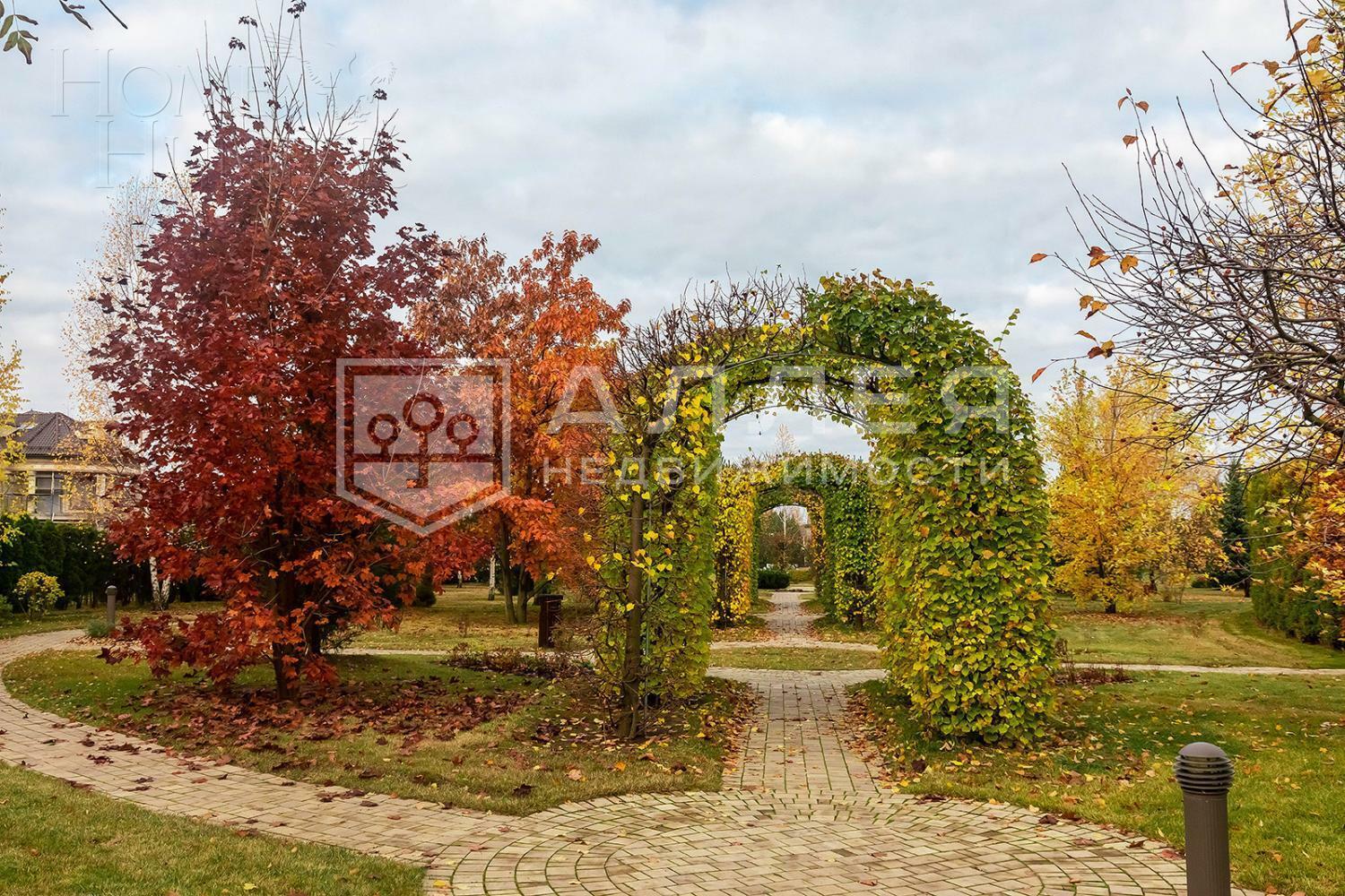 2-этажный коттедж 520 м² с отделкой