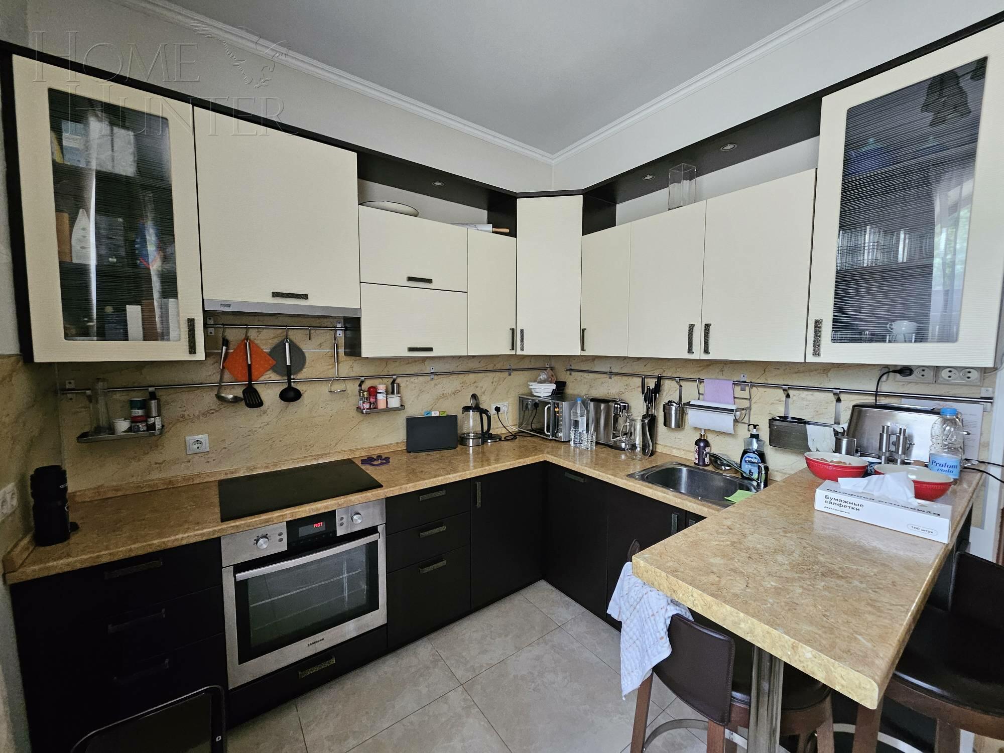 3-этажный коттедж 287 м² с отделкой