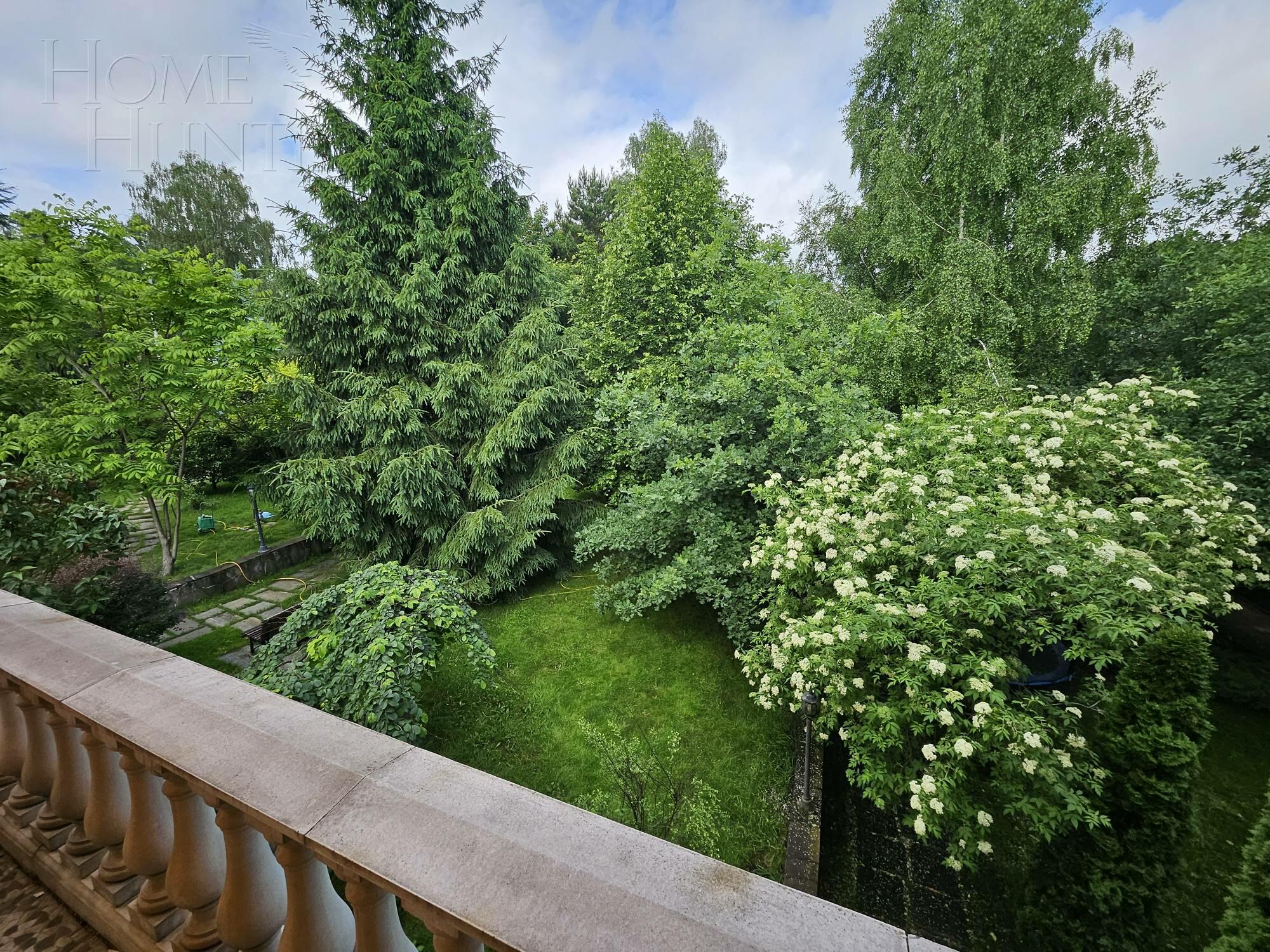 3-этажный коттедж 287 м² с отделкой