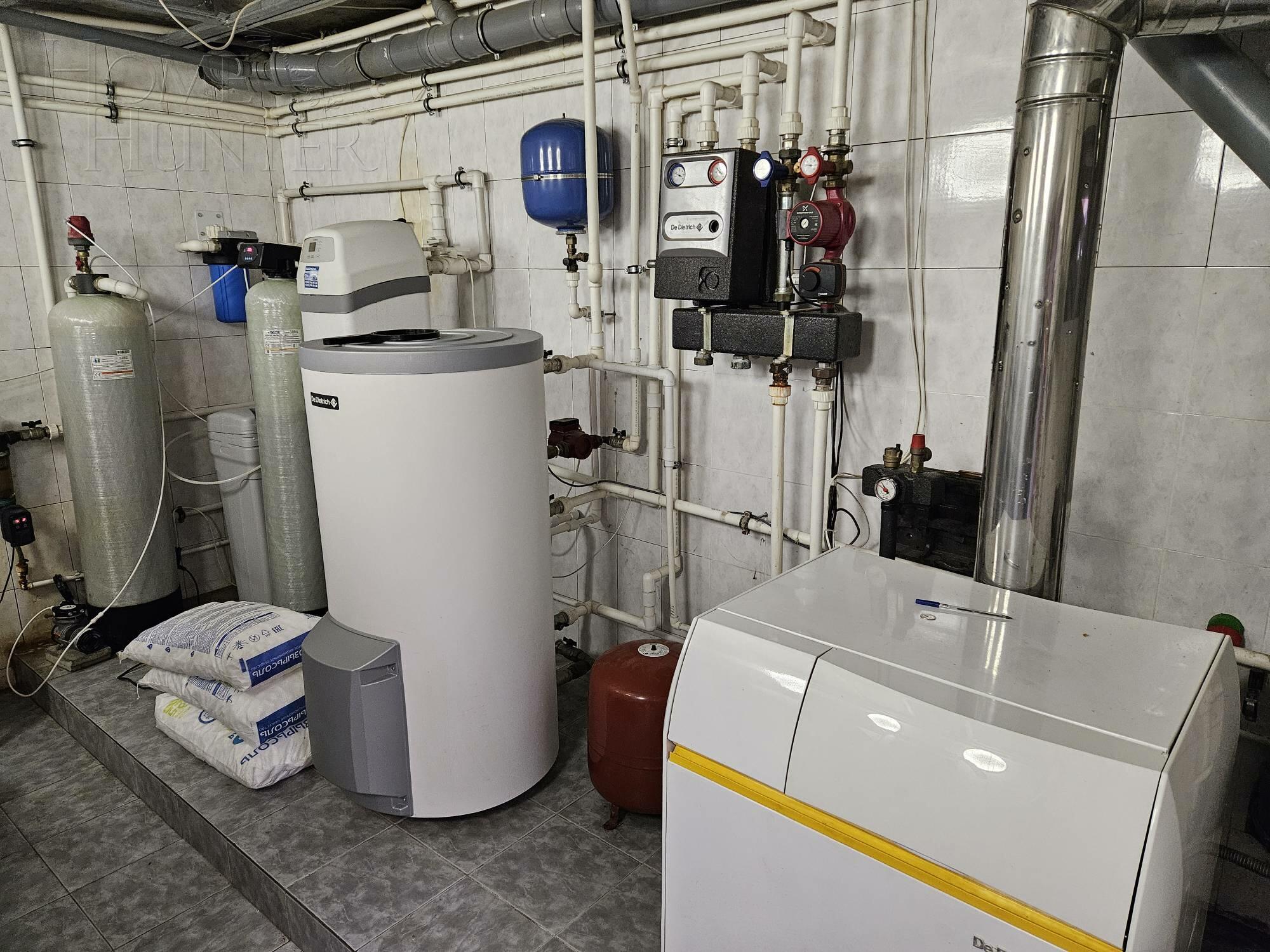 3-этажный коттедж 287 м² с отделкой