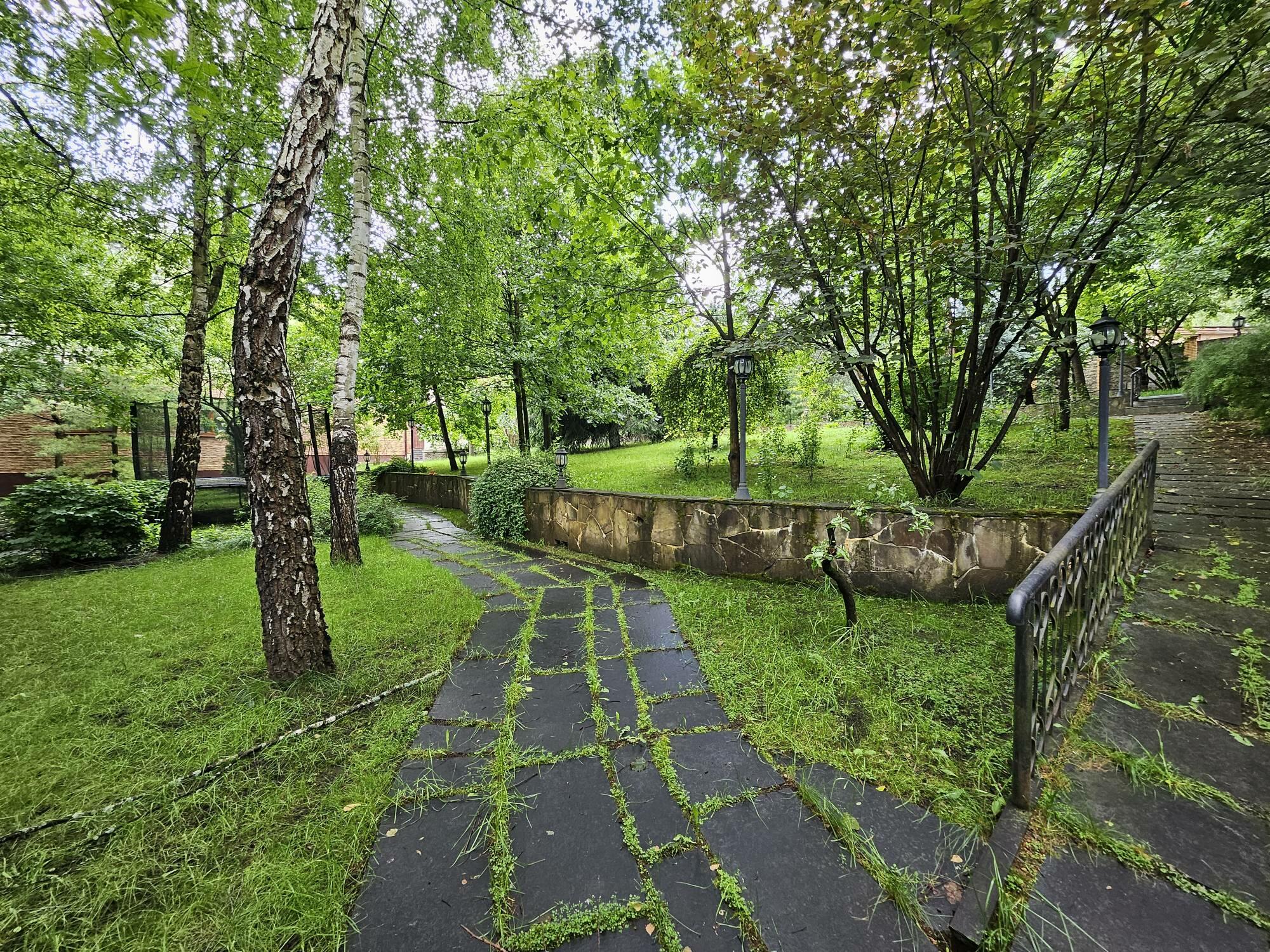 3-этажный коттедж 287 м² с отделкой