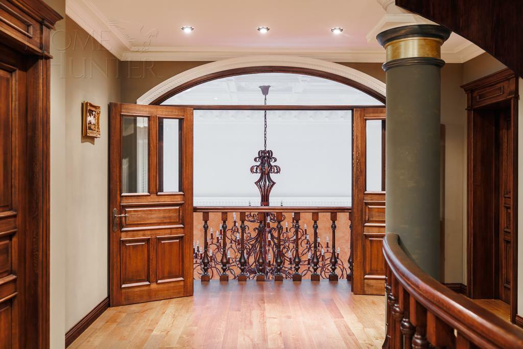 2-этажный коттедж 800 м² с отделкой