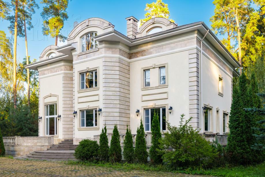 2-этажный коттедж 800 м² с отделкой