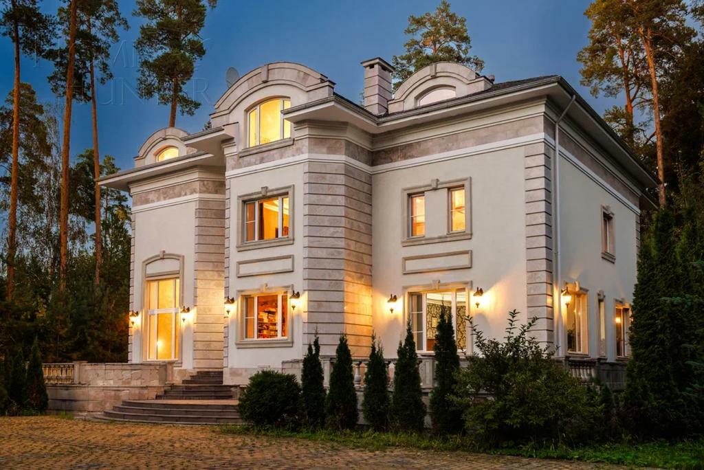 2-этажный коттедж 800 м² с отделкой