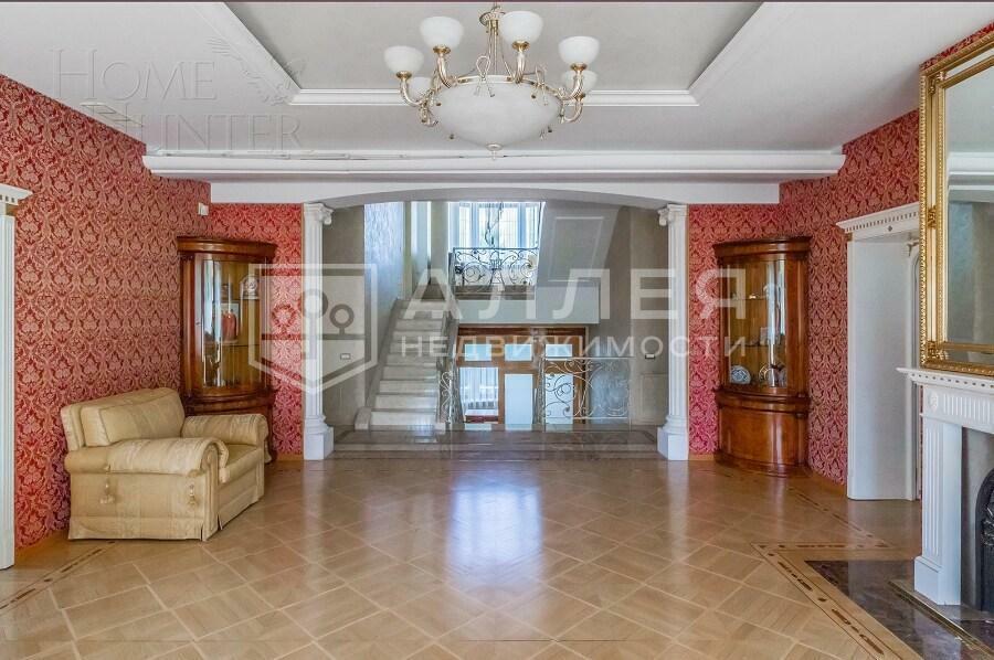 3-этажный коттедж 860 м² с отделкой