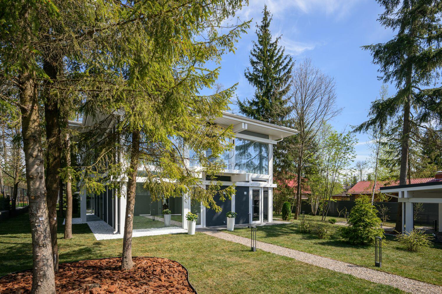 2-этажный коттедж 294 м² с отделкой