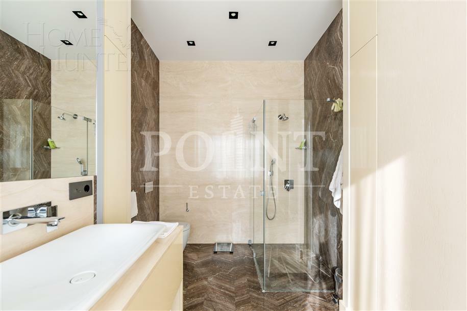 2-этажный коттедж 438 м² с отделкой