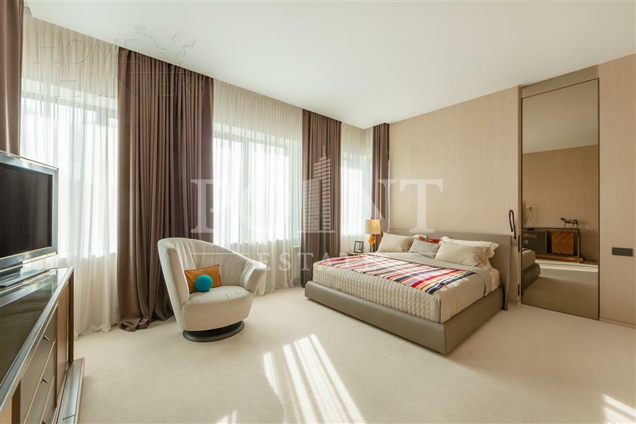 2-этажный коттедж 438 м² с отделкой