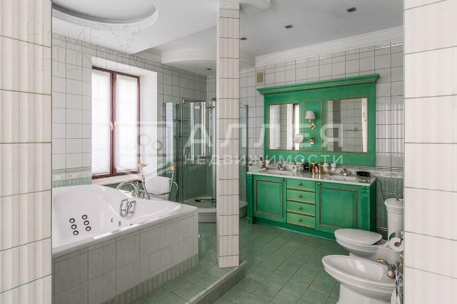 3-этажный коттедж 860 м² с отделкой