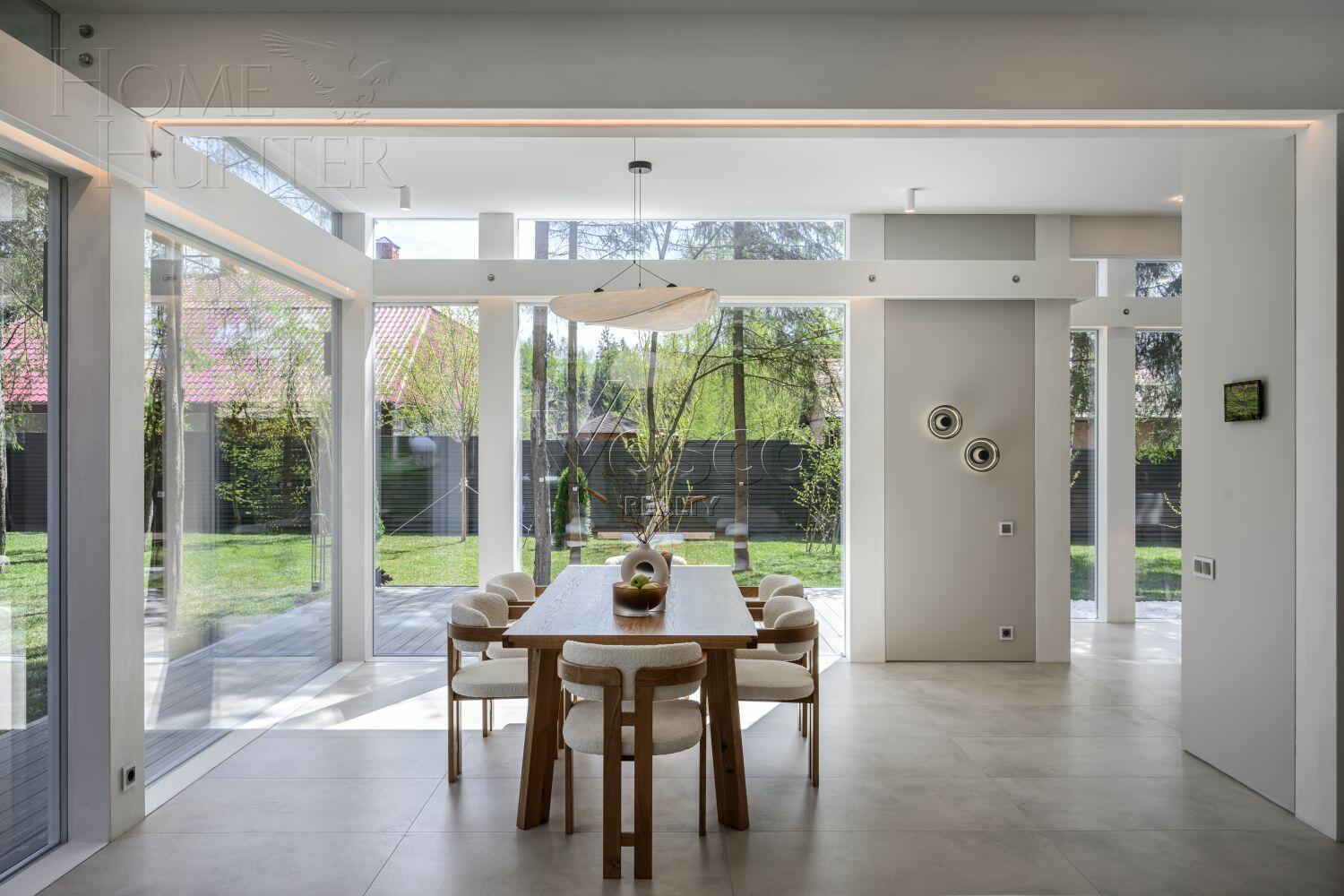 2-этажный коттедж 294 м² с отделкой