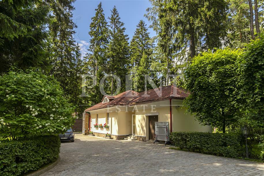 2-этажный коттедж 800 м² с отделкой