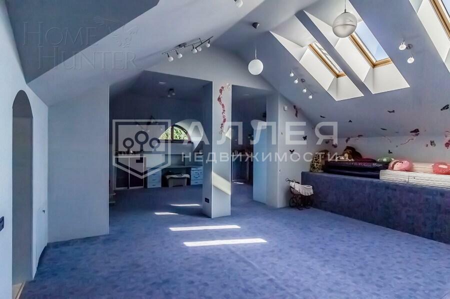 3-этажный коттедж 860 м² с отделкой