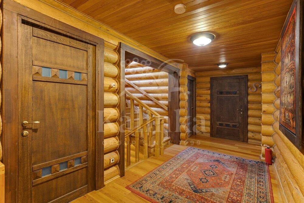 3-этажный коттедж 550 м² с отделкой