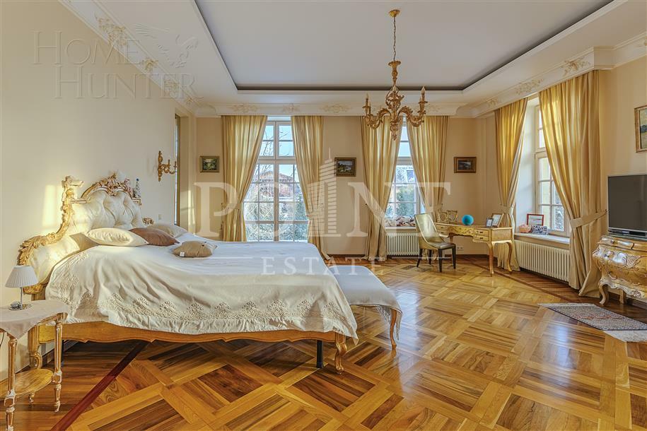 2-этажный коттедж 980 м² с отделкой